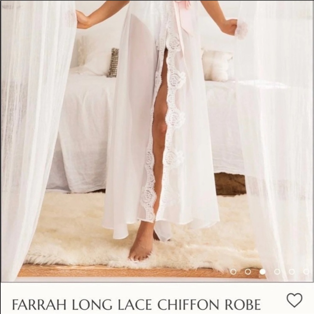 Homebodii Farrah Robe, size S